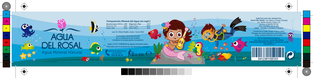 Proyecto de imagen corporativa Agua del Rosal, diseño de etiqueta packaging infantil