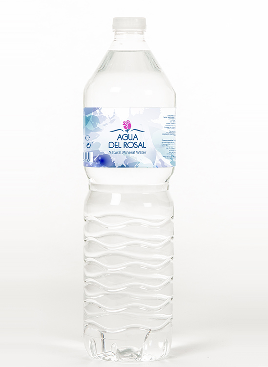 Diseño de packaging, botella, diseño de la nueva etiqueta de Agua del Rosal