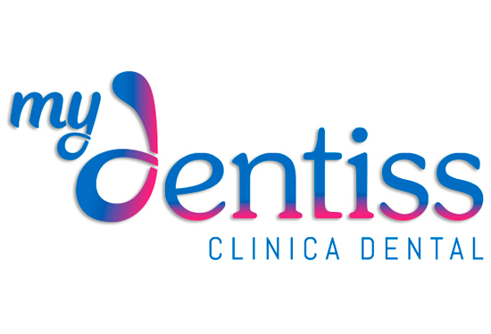 diseño del logotipo MyDentiss Clínica Dental, trabajo de diseño de logotipos hecho en nuestro estudio de diseño gráfico LN
